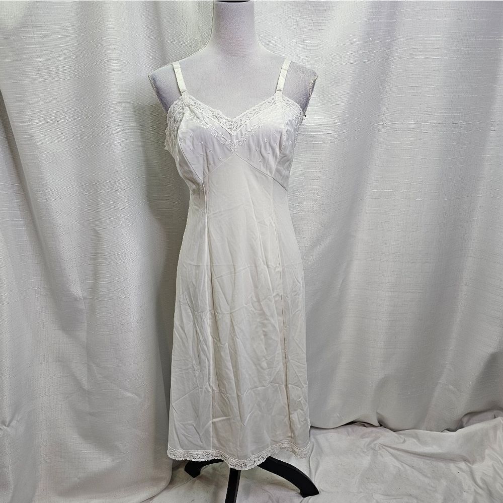 Sears Vintage White It Doesn't Slip Anti-Cling Midi Slip Size 36